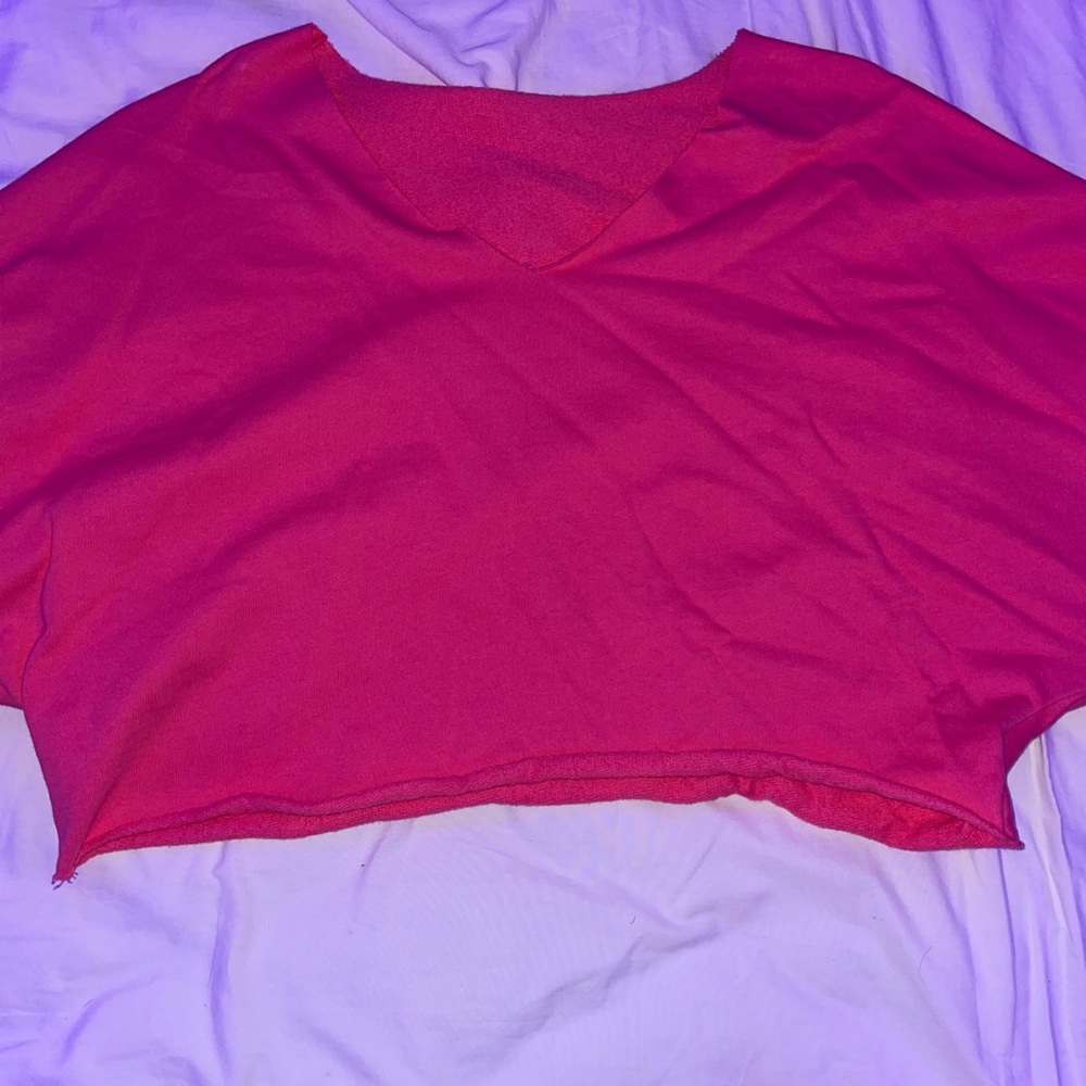pink cropped one shoulder crewneck